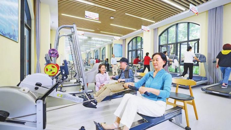 退休潮带来每年2000万老人新增量，十省份抢跑康养旅居政策大盘点